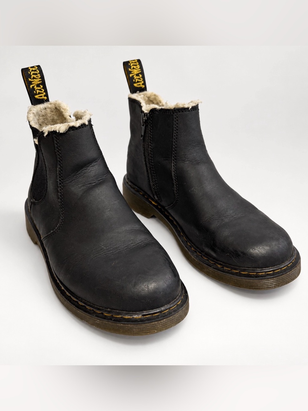 Dr Martens 2976 Leonore Fur Lined Black Leather Chelsea Boots Sz 6